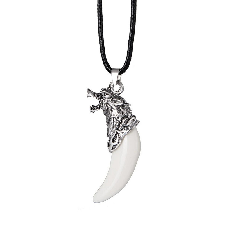 Simulācija Vilka zobs Automašīnas kulons Automašīnas atpakaļskata spogulis Dekorācija Auto piekarināmie Rotājumi Salona piederumi Dāvanas Automašīnas dizains