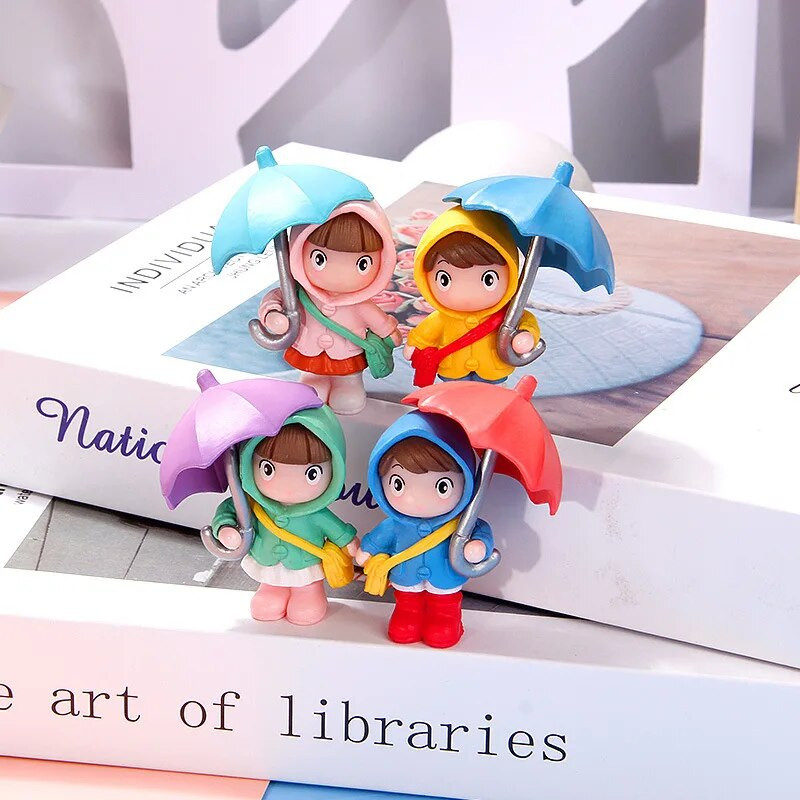 4 tk armsad vihmavarjud paarile auto sisekujundusega tegevusfiguurid auto tahavaatepeegli armatuurlaua kaunistused autotarvikute jaoks