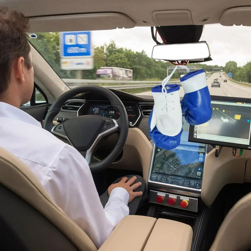 Bokszkesztyű medál Valósághű mini boxkesztyű medálok autódekorációhoz Kopásálló vízálló akasztó boxoláshoz