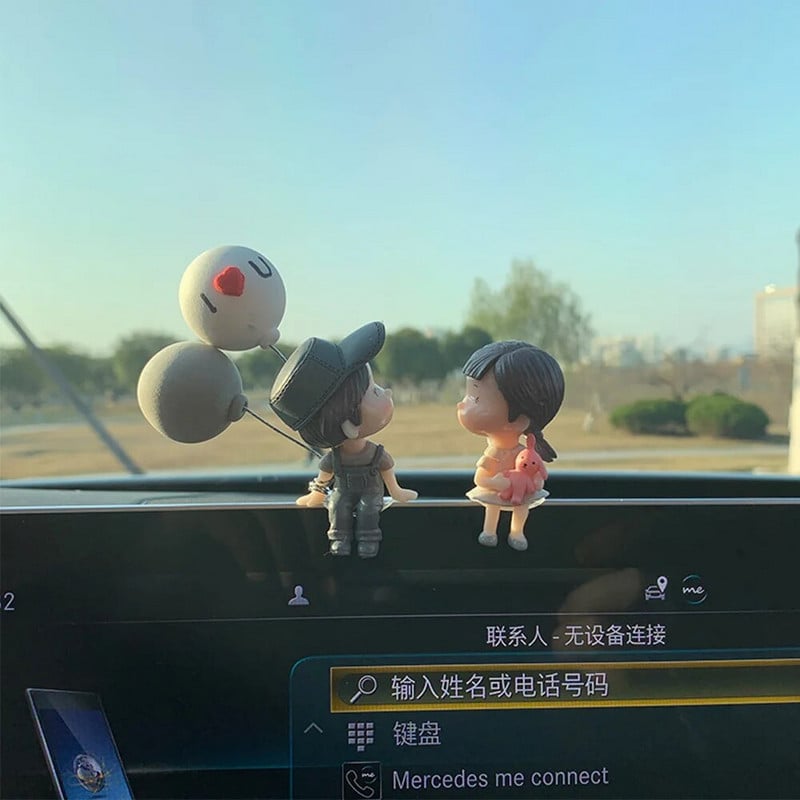2023 Αξεσουάρ αυτοκινήτου Χαριτωμένα ζευγάρια κινουμένων σχεδίων Φιγούρες δράσης Φιγούρες με μπαλόνι Στολίδι Auto εσωτερικό ταμπλό για κορίτσια Δώρα Drop