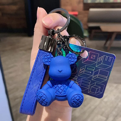 Kreatív bambusz szőtt medve autós kulcstartó medál aranyos rajzfilm ülő medve autós kulcstartó dekoráció ajándék nagykereskedelem