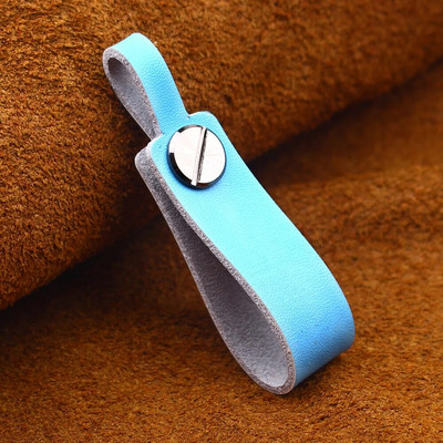 KEYYOU jauns modeļa stils automašīnai automašīnām īstas ādas piekabes siksnas Materiāls Gluda virsma Automašīnas atslēgu piekariņa ķēde Automašīnas salona atslēgu piekariņš