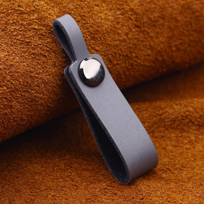 KEYYOU jauns modeļa stils automašīnai automašīnām īstas ādas piekabes siksnas Materiāls Gluda virsma Automašīnas atslēgu piekariņa ķēde Automašīnas salona atslēgu piekariņš