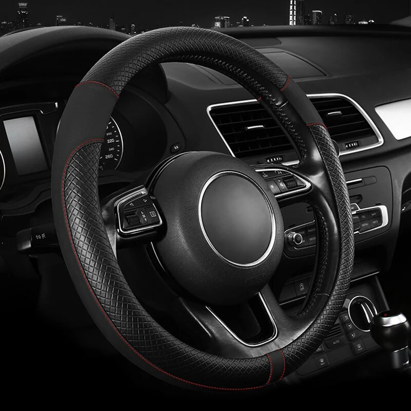 PU-nahast splaissitud auto rooliratta kate hingav, libisemisvastane Four Seasons universaalne Sobib 38cm/15-tollisele roolile