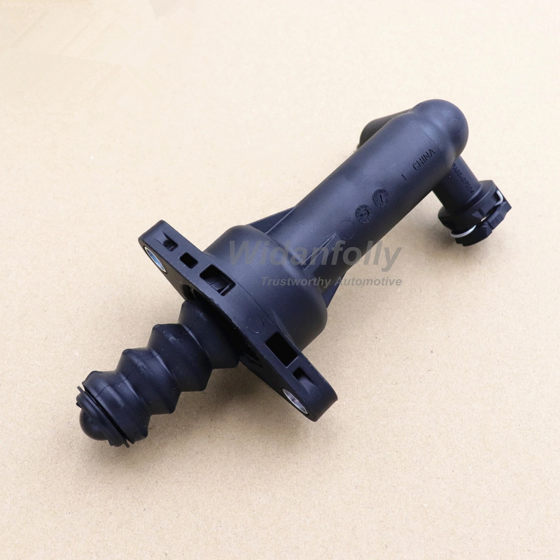 Widanfolly sajūga galvenais cilindrs 1J1 721 388 A un sajūga darba cilindrs 1J0 721 261 J Golf 4 MK4 Bora Beetle A3 TT Octavia