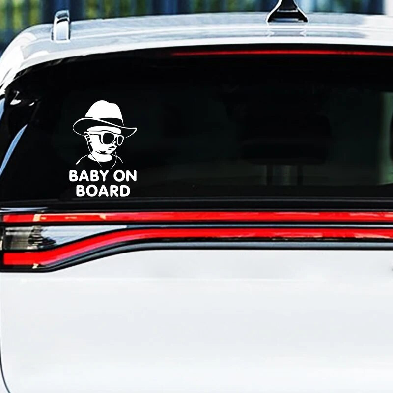 G081 Autómatrica Drop Shipping Baby On Board Vicces fényvisszaverő napszemüveg gyerekmatricák és matricák Vinyl autóstílus