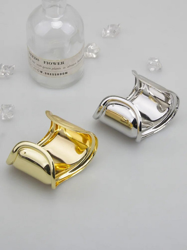 Metal Wave Asymmetry Openings karkötő Európa Egyesült Államok Vérmérséklet Túlzott divat Személyiség széles karkötő 2022