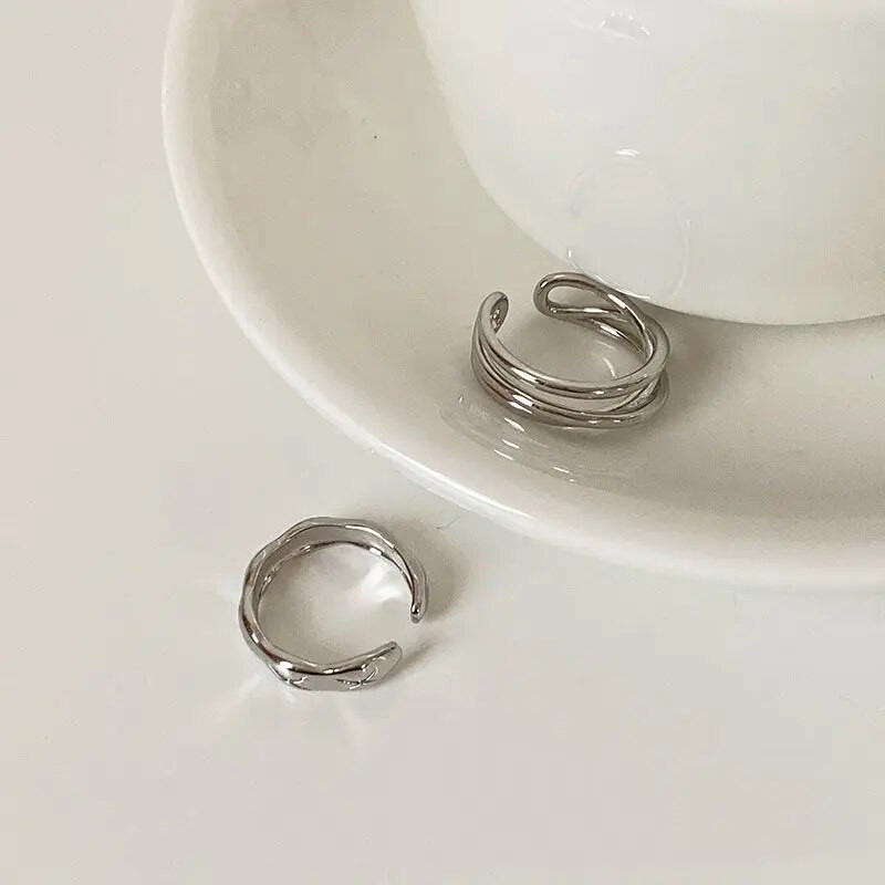 Hõbedase värvi ebaregulaarne õõnes kahejooneline geomeetriline komplekt sõrmus Naissoost lihtne unikaalne disain mood reguleeritavad ehted kingitused