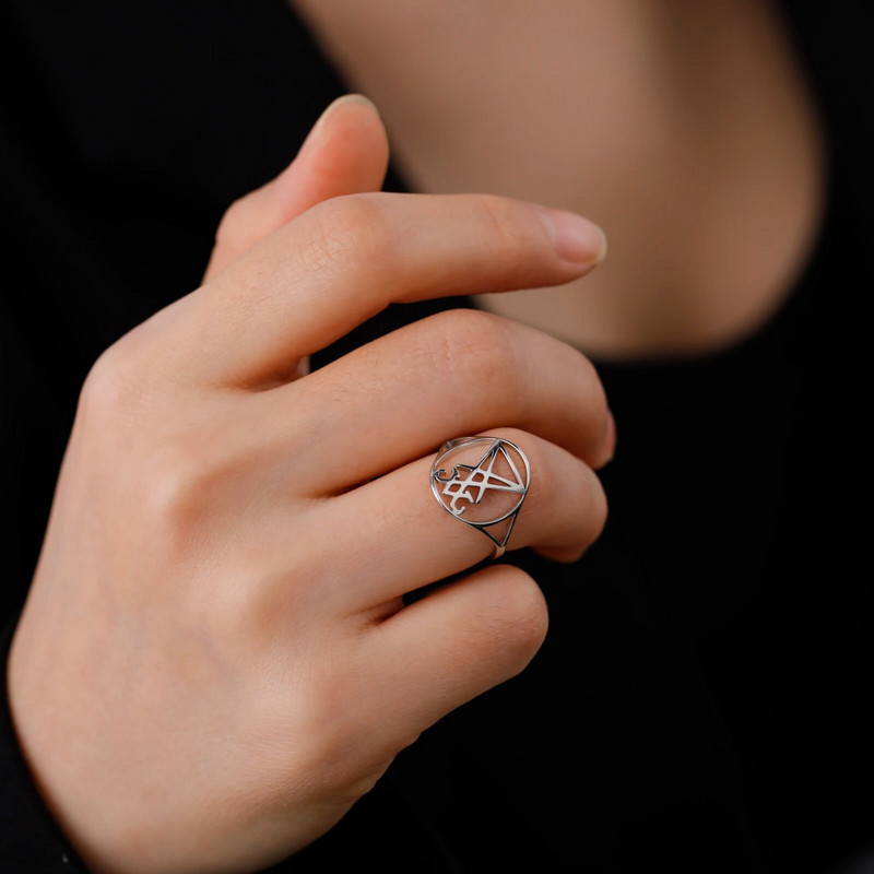 Skyrim Sigil Of Lucifer Sõrmus roostevabast terasest sõrmused Saatana pitser Saatana Leviathan Cross Amulett Ehted naistele Meestele
