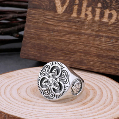 Викинг от неръждаема стомана Vintage Trinity Rune пръстен за мъже Nordic Odin Valknut Амулет Аксесоари Келтски възел Модни мъжки бижута