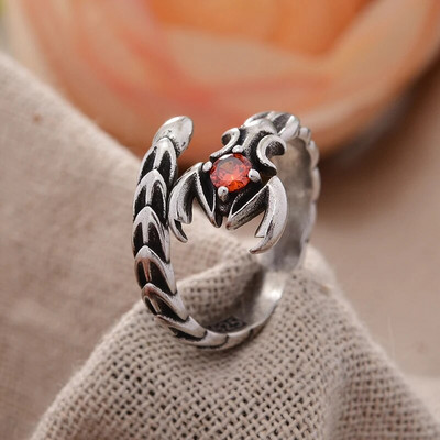 2023 New Arrival Retro Scorpion Design Red Crystal Ταϊλανδέζικο ασημένιο γυναικείο δαχτυλίδι πάρτι Χονδρικό κόσμημα για γυναίκες Δώρα No Fade