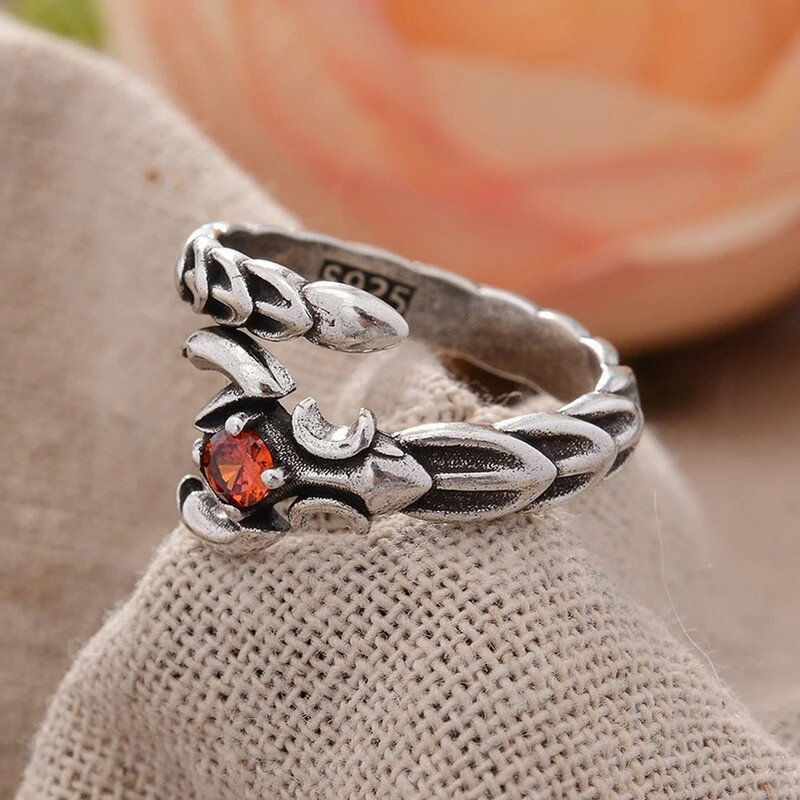 2023 New Arrival Retro Scorpion Design Red Crystal Ταϊλανδέζικο ασημένιο γυναικείο δαχτυλίδι πάρτι Χονδρικό κόσμημα για γυναίκες Δώρα No Fade