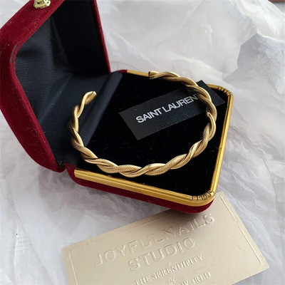 Trendikas Charm Cuff Twist käevõrud avavad käevõrud naistele kullavärvi 316L roostevabast terasest traadist õhukesed lihtsad käevõrud ehted