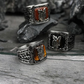 Lahedate asjade hulgimüük meeste sõrmused roostevabast terasest punasest soomuskilbist templirüütlite ristisõduri sõrmus punk ehted