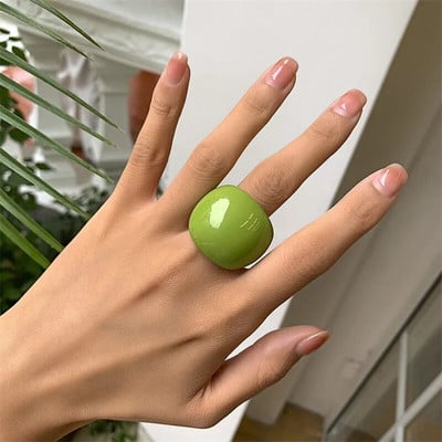 Exaggerated Simple Macaron Color Transparent Resin Curve Rings Smooth Irregular Geometric Finger Ring for Women Party Gift 2023