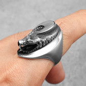 Tekervényes kígyó gyűrű, rozsdamentes acél férfi gyűrűk egyedi punk absztrakt Riker számára Férfi Divat Ékszerek Kiegészítők Ajándék szállítás