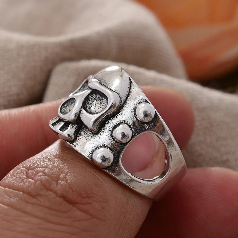 Enim müüdud pealuu totem tume punk rock hip hop retro tai hõbedane mehe peosõrmus hulgimüük ehted odavad kingitused