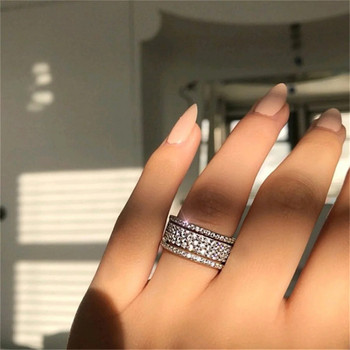Κομψό ασημί χρώμα Κρυστάλλινο δαχτυλίδι με φαρδιά δαχτυλίδια αγάπης για γυναίκες Αρραβώνας Γάμου Πλήρες δαχτυλίδια ζιργκόν Δώρα κοσμήματα