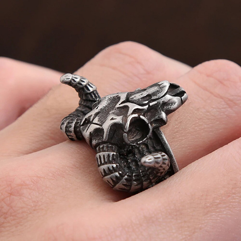 Gooti vintage unikaalne kitse pealuu meeste sõrmus punk 316L roostevabast terasest saatana loomasõrmused moe amulett ehted kingitused hulgimüük