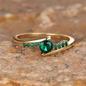 Прост моден пръстен с малък кръгъл камък Годежни пръстени със зелен кристал и циркон за жени Ретро модни златисти сватбени бижута