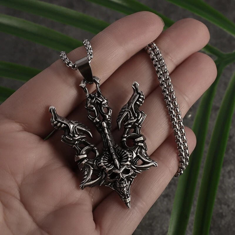 Gooti pealuu deemoni paadi ankurripatsiga kaelakee, isikupärastatud meeste mootorratta punk hip hop rock ehted Halloweeni kingitus