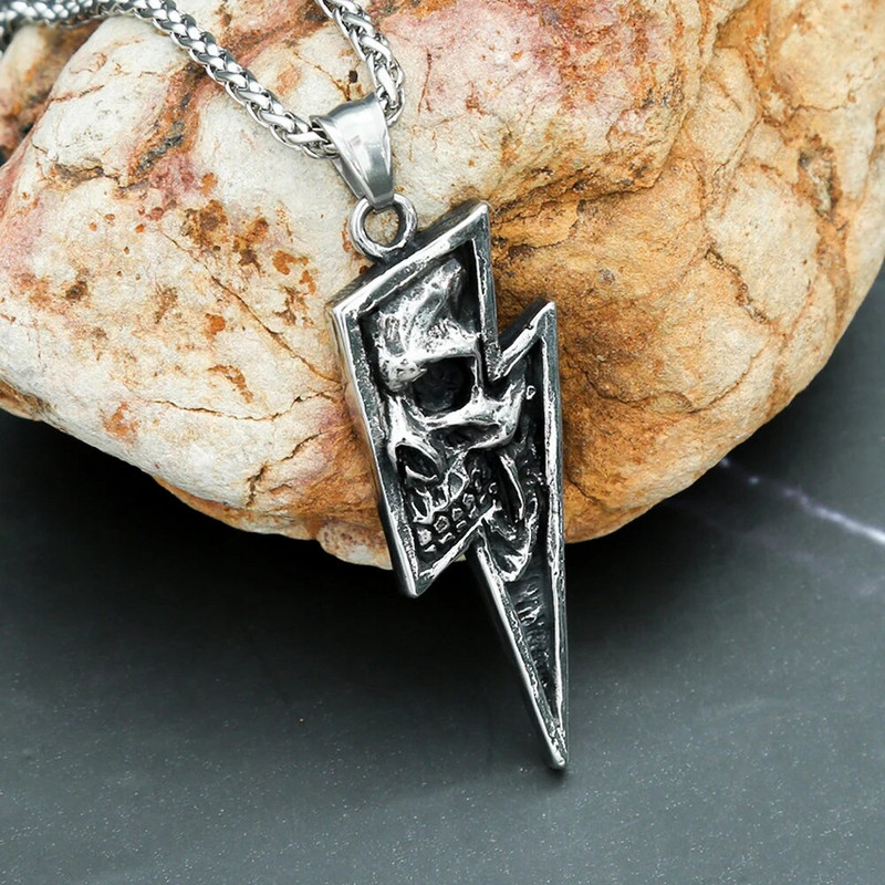 Unikaalne vintage 316L roostevabast terasest välk kaelakee meestele Domineeriv Skull Punk Biker Ripats Mood Amulet Ehted Kingitused