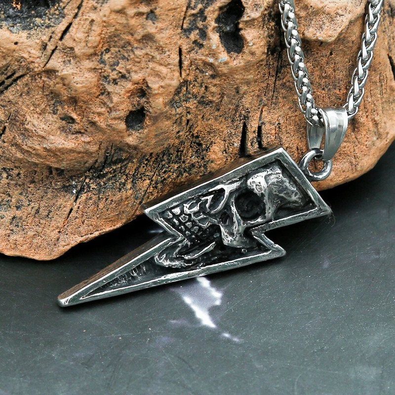 Unikaalne vintage 316L roostevabast terasest välk kaelakee meestele Domineeriv Skull Punk Biker Ripats Mood Amulet Ehted Kingitused