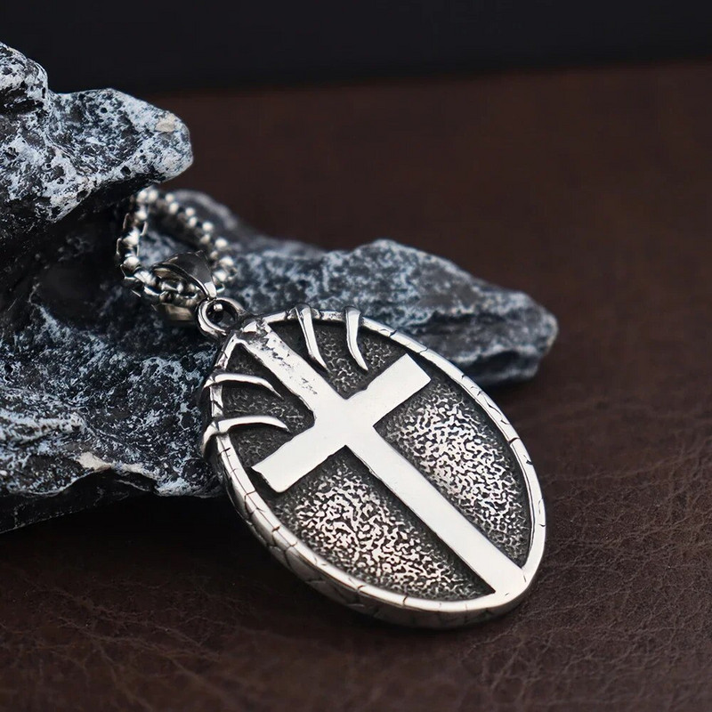 Uus gooti thrilleri pealuukaelakee mehele Vintage roostevabast terasest deemoni risti ripats Loomingulised Halloweeni ehted Dropshipping