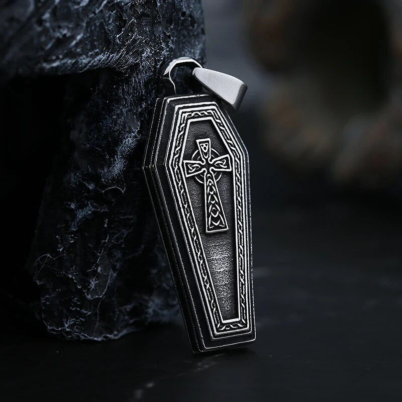 Χονδρική τιμή Punk Rock από ανοξείδωτο ατσάλι γοτθικό φέρετρο με κρεμαστό κολιέ σταυρού με αλυσίδα για ανδρικό πάρτι/Δώρο αποκριών