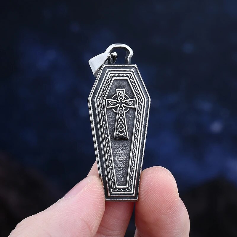 Χονδρική τιμή Punk Rock από ανοξείδωτο ατσάλι γοτθικό φέρετρο με κρεμαστό κολιέ σταυρού με αλυσίδα για ανδρικό πάρτι/Δώρο αποκριών