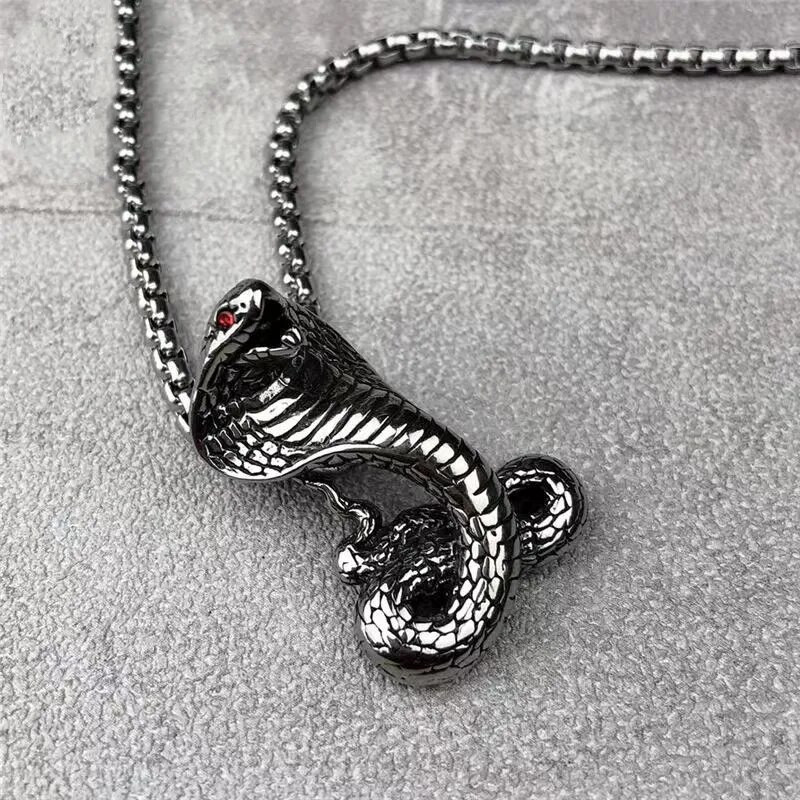 Vintage punk rästikupunane kobra ripats meeste alternatiivse stiiliga lahe kampsun kaelakee moe jalgratta ehted kingitus