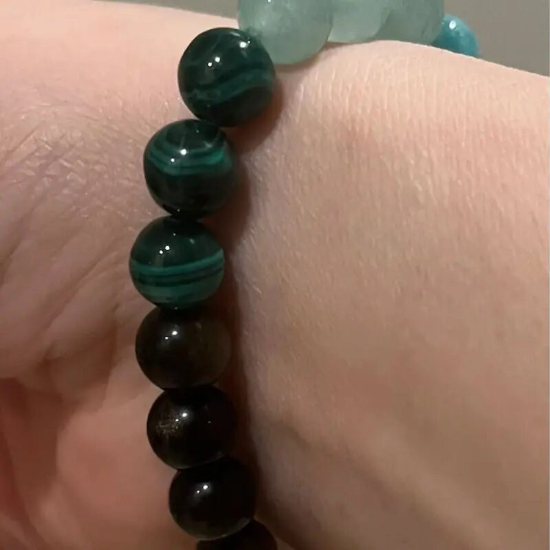 Narukvice za novac od prirodnog kamena privlače bogatstvo, obilje i prosperitet u susret svakodnevnim dodacima za zapešće