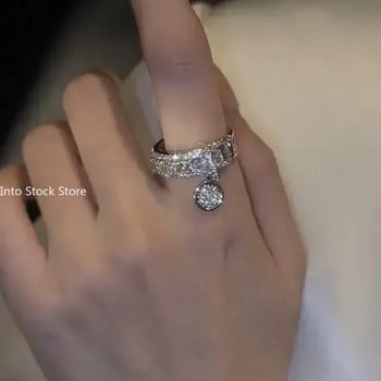 Годежни бижута Подаръци Винтидж пръстен с кралски син камък Цвят на жълто злато Луксозни женски сватбени пръстени за жени Кръгъл висящ пръстен