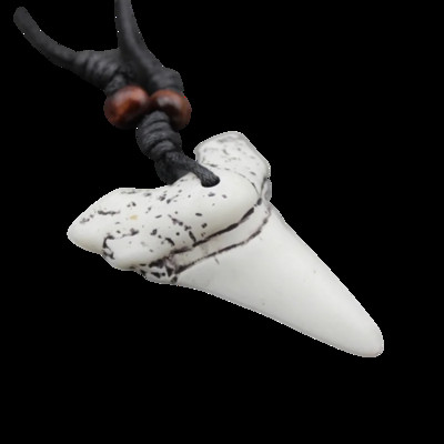 Women and Men Bionic Bone Carving Wooden Bead Rope Shark Tooth Necklace Pendant Fashion Jewelry