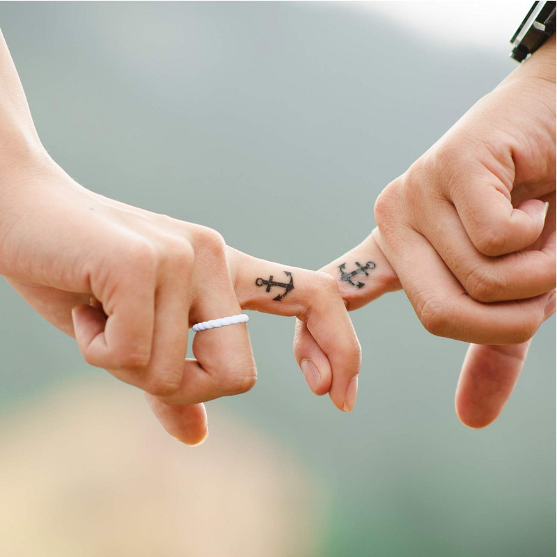 Geedyn 3mm laius suurus 4-10 painduv punutud 3 värvi silikoonist sõrmuse komplekt Sport tüdrukutele Mood pulmakingitused