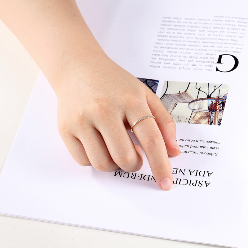 1,5 mm széles, finom kidolgozású cirkon gyűrű nőknek Kiváló minőségű titán acél Ajándékok szerelmeseknek Ékszer jegygyűrű nagykereskedés