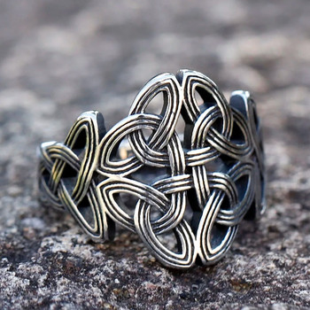 2023 Νέα μόδα vintage δαχτυλίδι τοτέμ με κέλτικους κόμπους Nordic Mythology Ανδρικό δαχτυλίδι Viking Warrior Κυριαρχικά κοσμήματα μόδας για δώρο