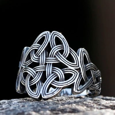 2023 Uus mood Vintage Celtic Knot Totem Sõrmus Põhjamaade mütoloogia Viking Warrior meeste sõrmus Domineerivad moeehted kingituseks