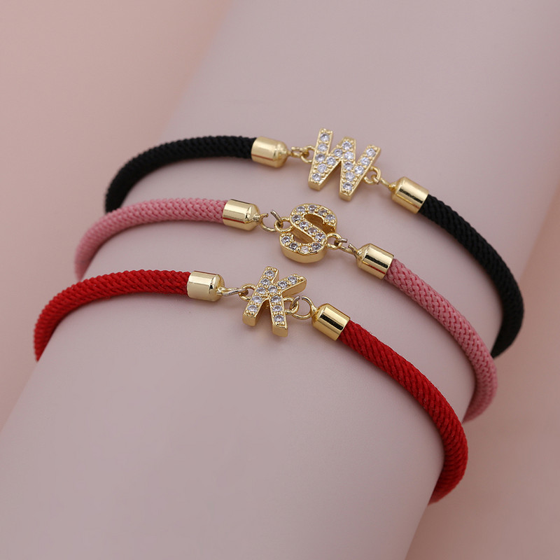 Mood Mitmekülgne Uus 26 Inglise Väiketäht Punane Roosa Must Käsitsi valmistatud Reguleeritav Köiekett Mehed Naiste Peo banketi ehted