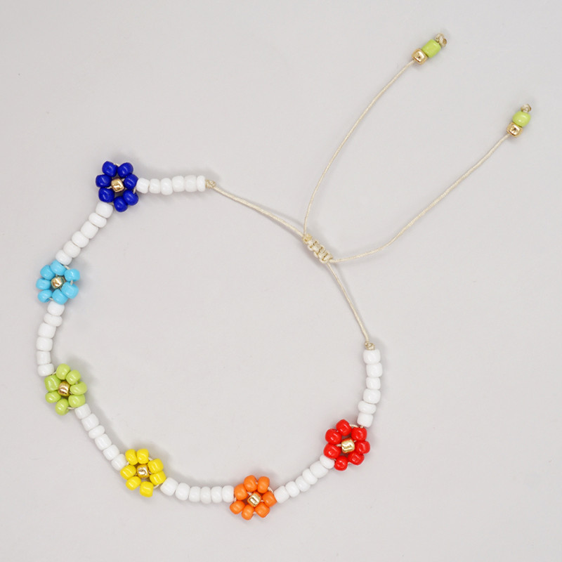 Go2Boho käsitsi valmistatud kootud karikakra lilledega käevõru, mitmevärviline 2023. aasta trend, suvine ranna Y2K ehe Miyuki Boho käevõrud naistele