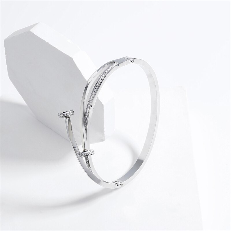 Luksuzna unikatna dvostruka kristalna križna narukvica od nehrđajućeg čelika s glavom za nokte za ženu Ljubavni vjenčani dar Nakit s narukvicom