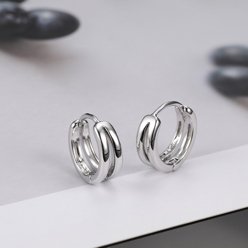 1 paar õõnsad topeltsõrmused väikesed rõngaskõrvarõngad meestele naistele uus trend must hõbedane hip hop peo gooti kõrvaehted