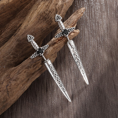 Vintage Gothic Skull Poker Pīķa dūzis Auskari Hipoalerģiski Auskari Vīriešiem Sievietēm Mode Hip Hop Rock Aksesuāri Rotaslietas