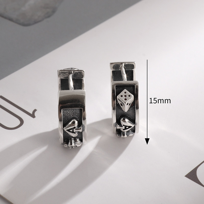 Vintage gooti pealuu täringupokker Labidäss Nööpkõrvarõngad meestele Naistele Moodne isiksus Lahedad peoehted Kingitused