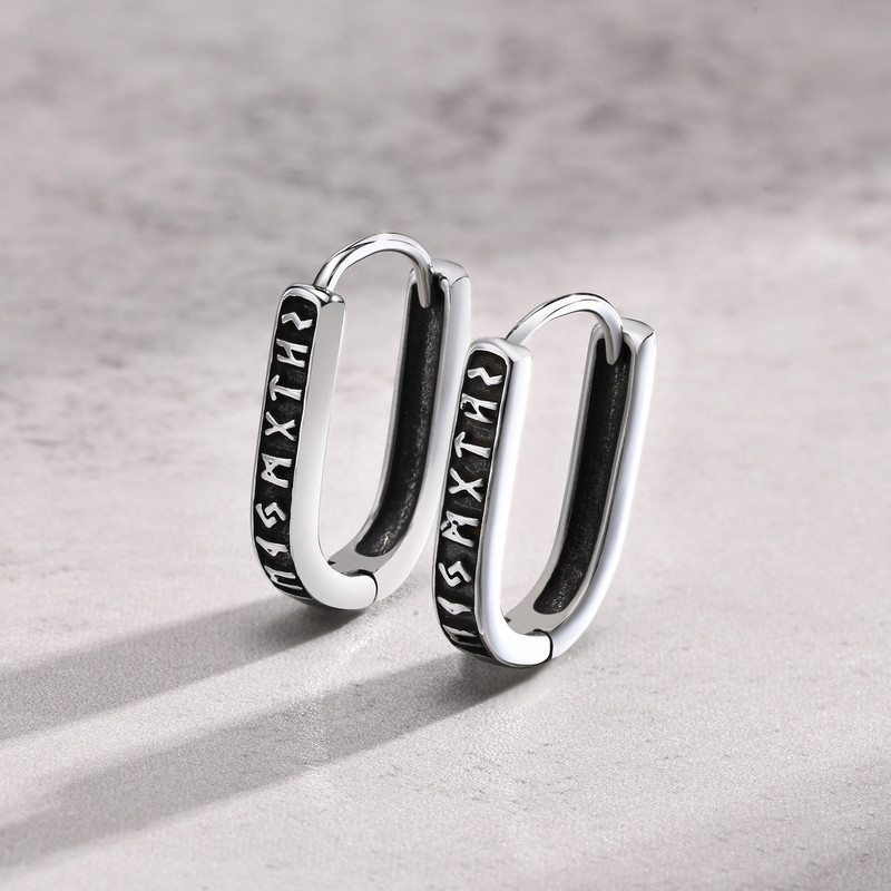 Vnox Viking Runes U stiilis meeste kõrvarõngad, vintage hõbedase värvi roostevabast terasest rõngaga Huggie kõrvarõngad, kingitused talle ehted
