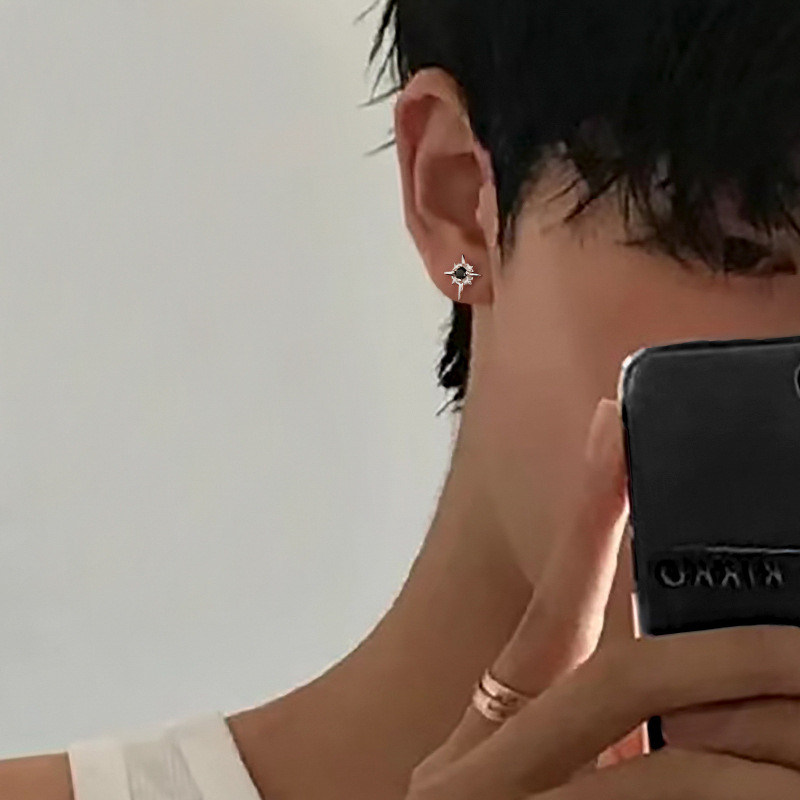 1Pair Cross Star must ja valge tsirkooniumoksiidist kõrvarõngad naistele/meestele Uued poppunk gooti peoehted