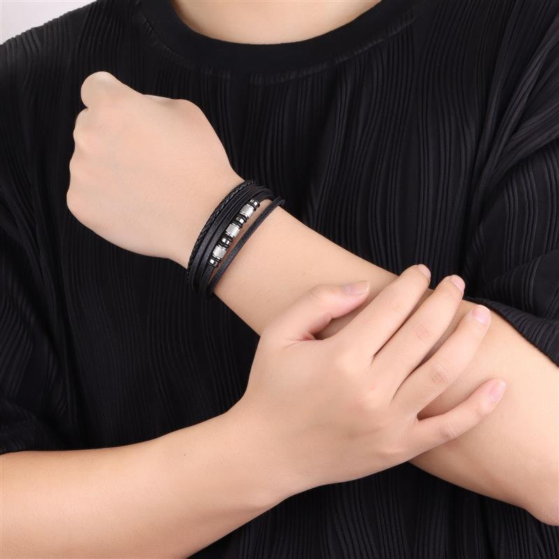 Roostevabast terasest meeste nahast käevõrud Trendikad võluvad mitmekihilised punutud köiega käevõrud meestele Naiste käevõrud ehete hulgimüük