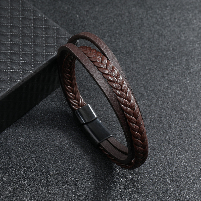 Trendikas meeste nahast käevõru Käsitsi valmistatud punutud meeste võlukäevõru, must mikromagentiline käevõru Punk ehted poiss-sõbrale kingitus pulsera