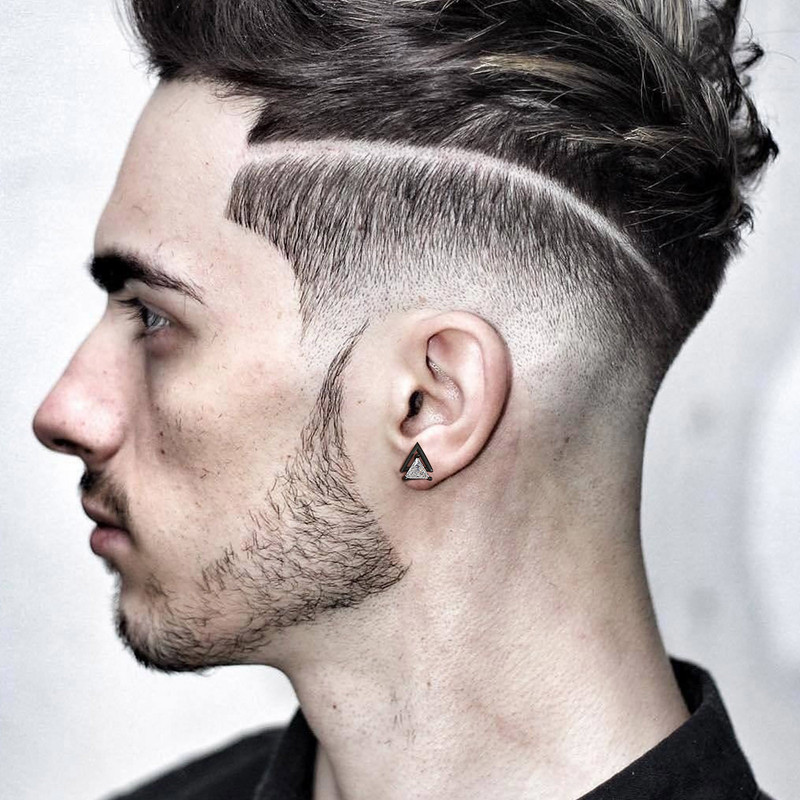 Vnox Punk Stud kõrvarõngad meestele, kolmnurksed AAA CZ kivist kõrvarõngad, geomeetrilised roostevabast terasest lahedad rock Boy kõrvaehted