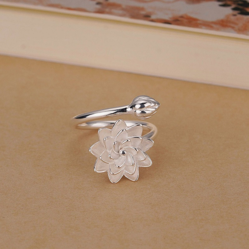 Uus mood hõbedase värviga Lootose lilledega avatud sõrmused naistele, tüdrukutele, elegantsed etnilise lillega avatud reguleeritava rõngaga ehted kingitused